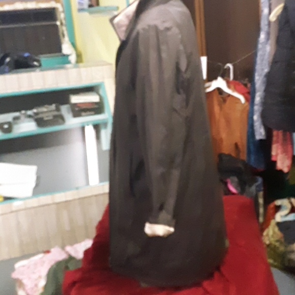 Jacket - Picture 3 of 4